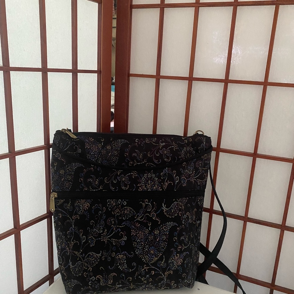 Danny K Maggie Crossbody Mariah